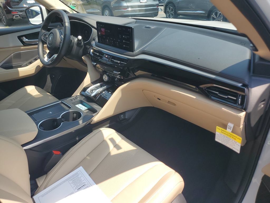 Certified 2026 Acura MDX w/ Technology Package FWD image 4