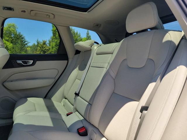 Used 2021 Volvo XC60 T6 Inscription w/ Advanced Package AWD/4WD image 9