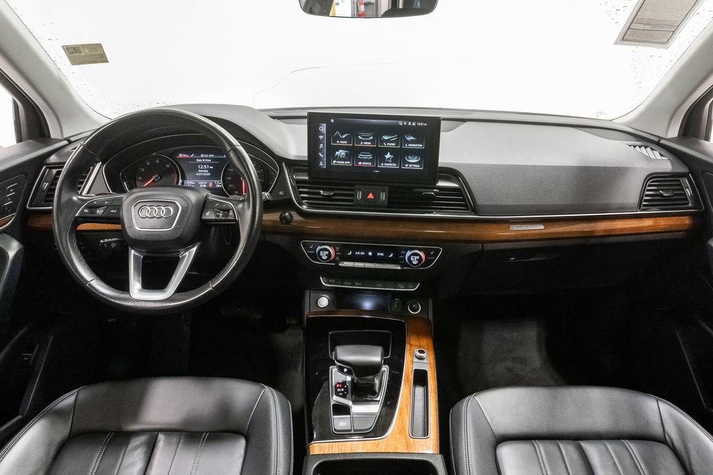 Used 2023 Audi Q5 2.0T Premium w/ Convenience Package AWD/4WD image 28