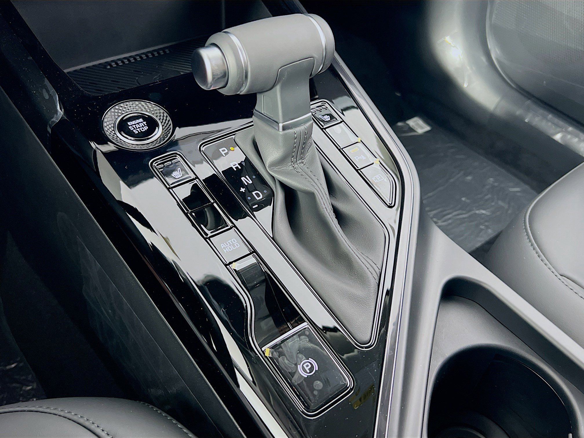 New 2025 Kia Niro EX image 12