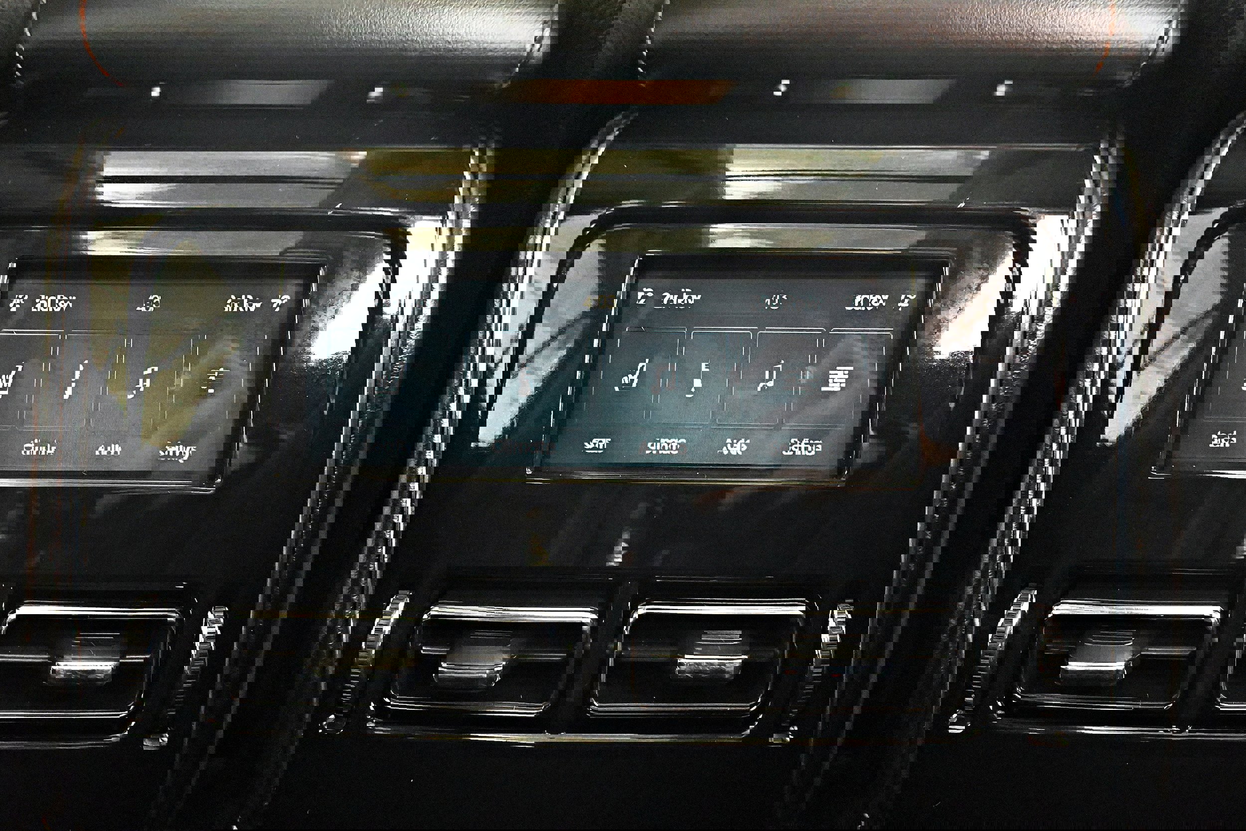 Used 2020 Lincoln Aviator Reserve w/ Equipment Group 201A image 34