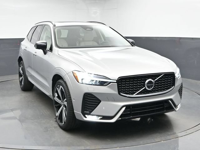 Used 2024 Volvo XC60 B5 Ultimate w/ Climate Package AWD/4WD image 2