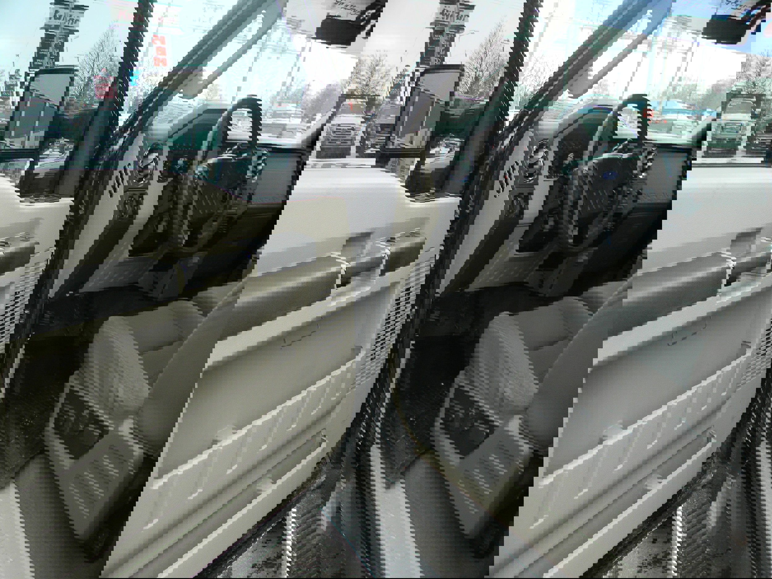 Used 2010 Ford F250 XLT image 6