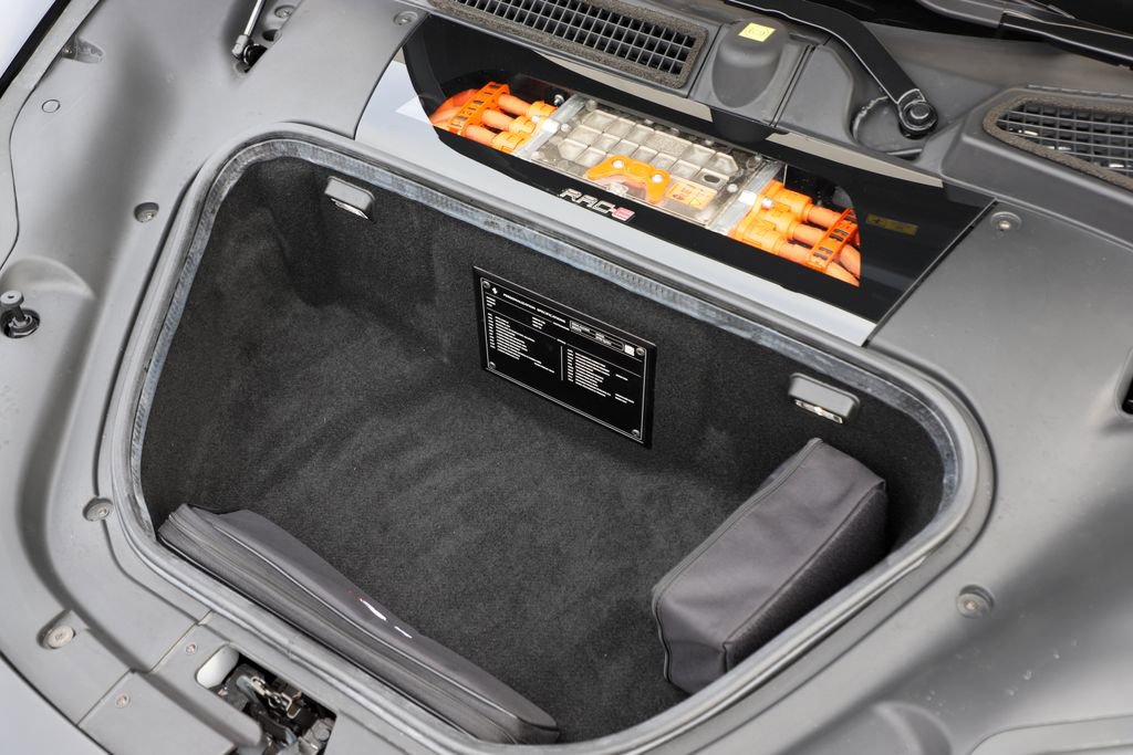 Certified 2022 Ferrari SF90 Spider image 49