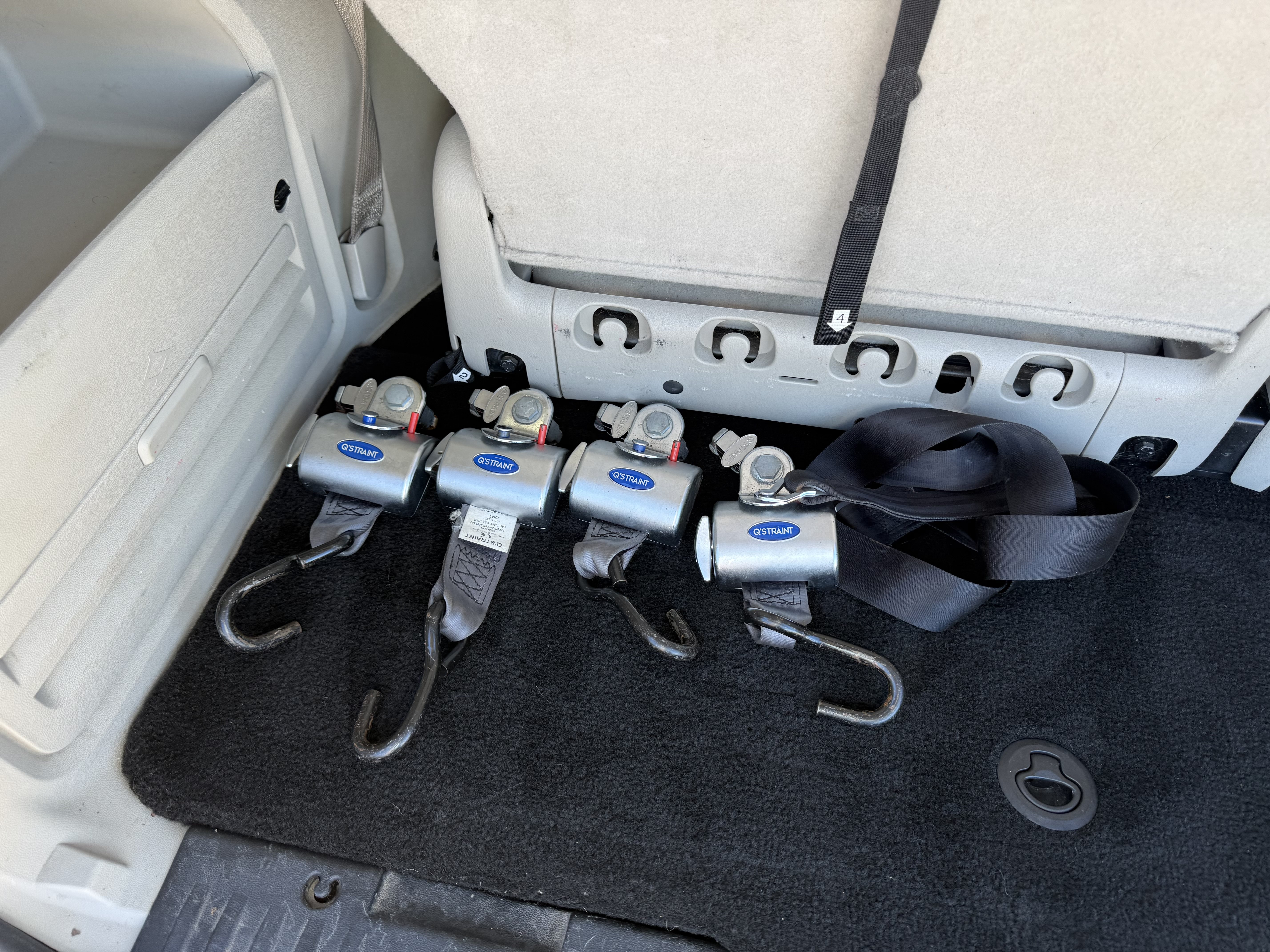 Used 2013 Dodge Grand Caravan SXT FWD image 32