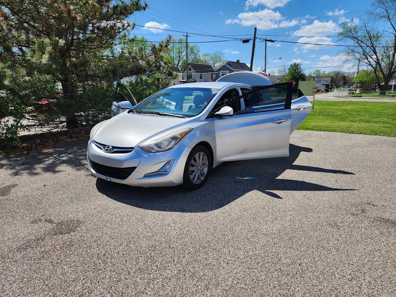 Used 2014 Hyundai Elantra SE w/ Option Group 02 FWD image 13