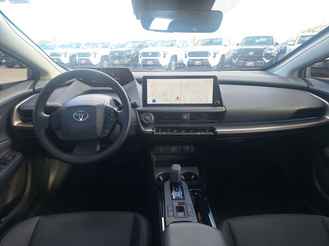 Used 2025 Toyota Prius XLE image 16