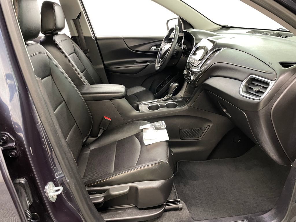 Used 2018 Chevrolet Equinox Premier image 35