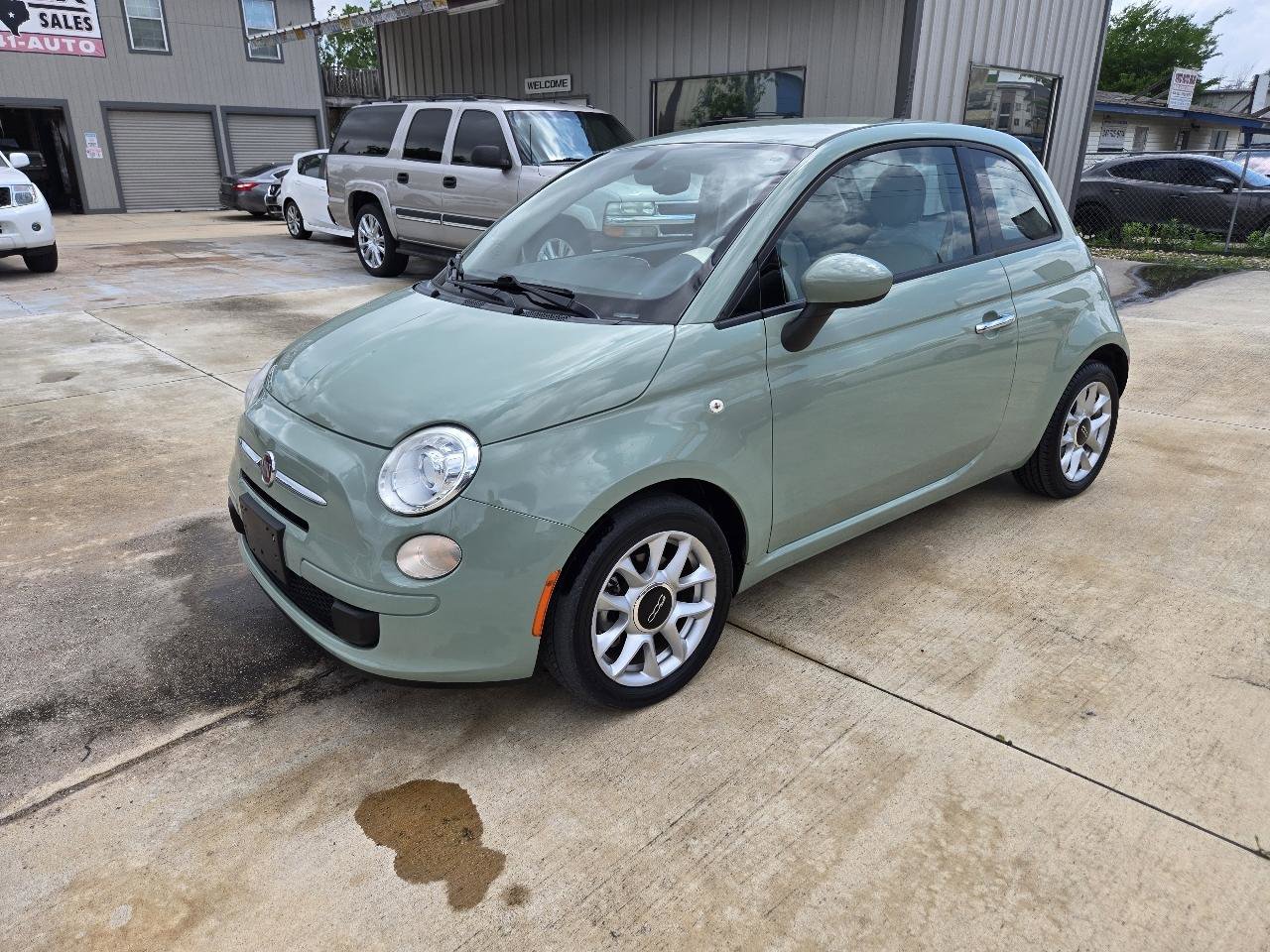 Used 2017 FIAT 500 Pop FWD image 3
