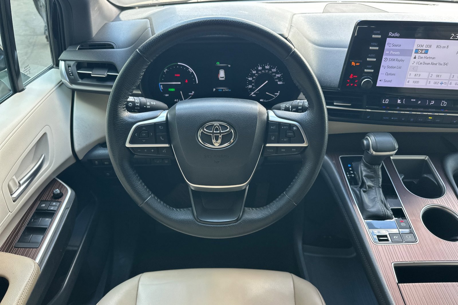 Certified 2022 Toyota Sienna XLE AWD/4WD image 14