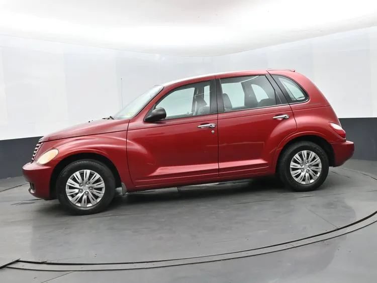 Used 2009 Chrysler PT Cruiser FWD image 5