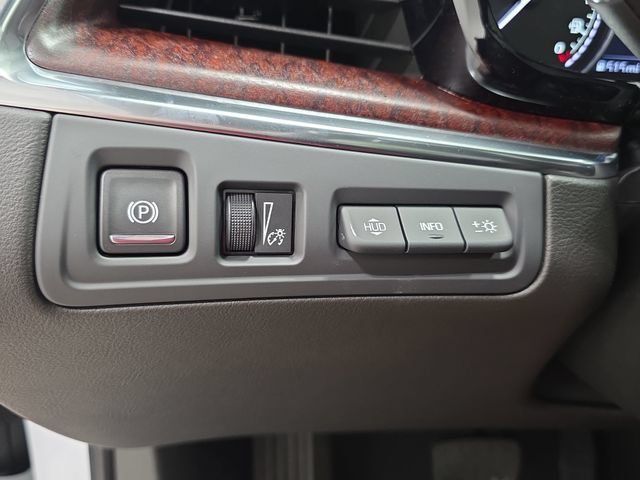 New 2026 Cadillac XT5 Premium Luxury w/ LPO, Floor Liner Package AWD/4WD image 21