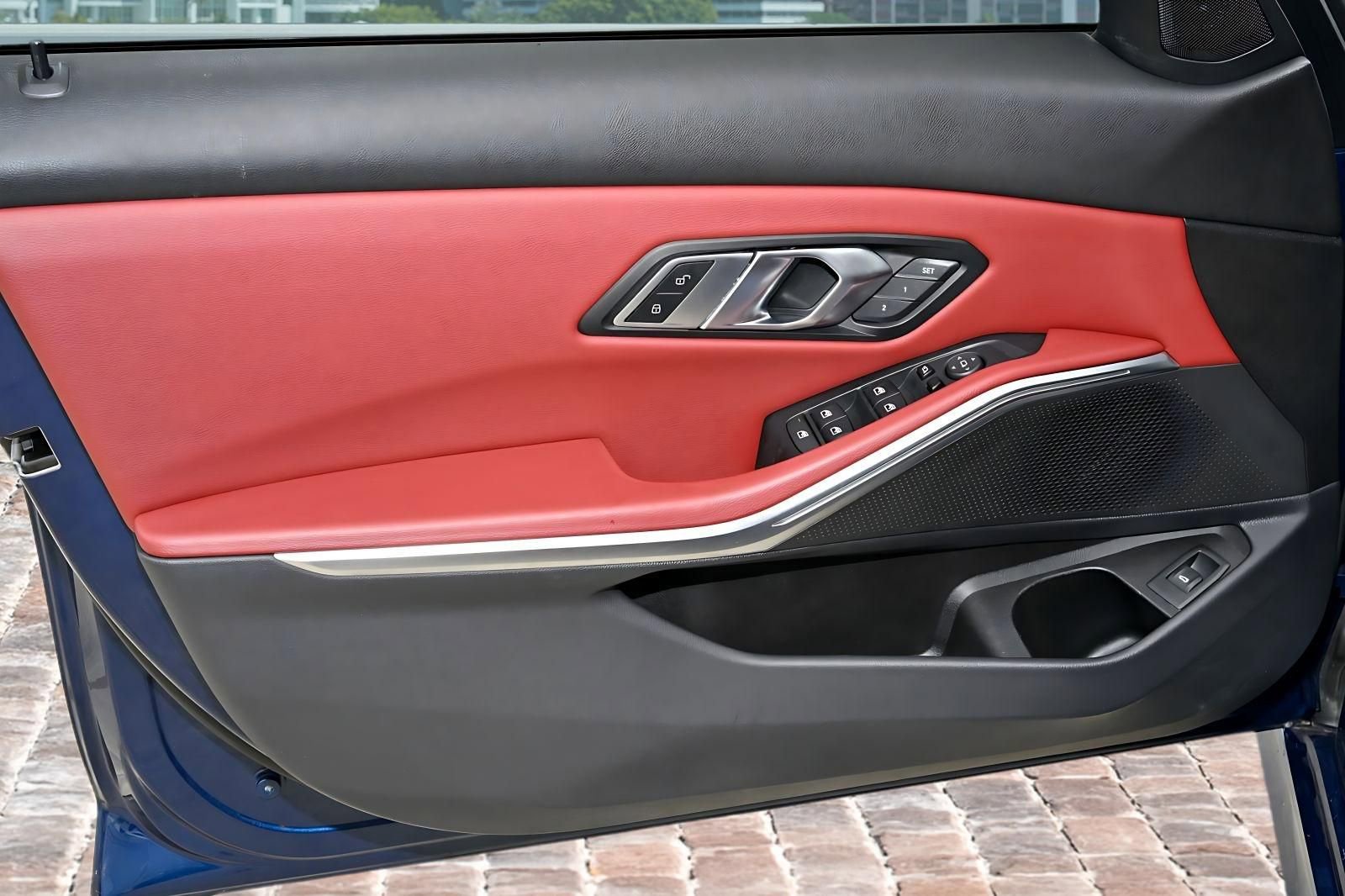 Used 2022 BMW 330i Sedan w/ Driving Assistance Package image 10