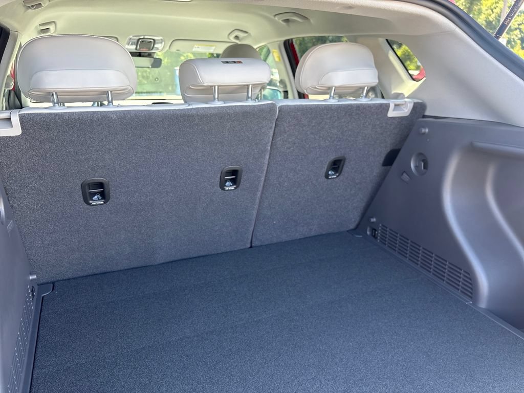 New 2026 Hyundai Kona SEL Premium FWD image 12