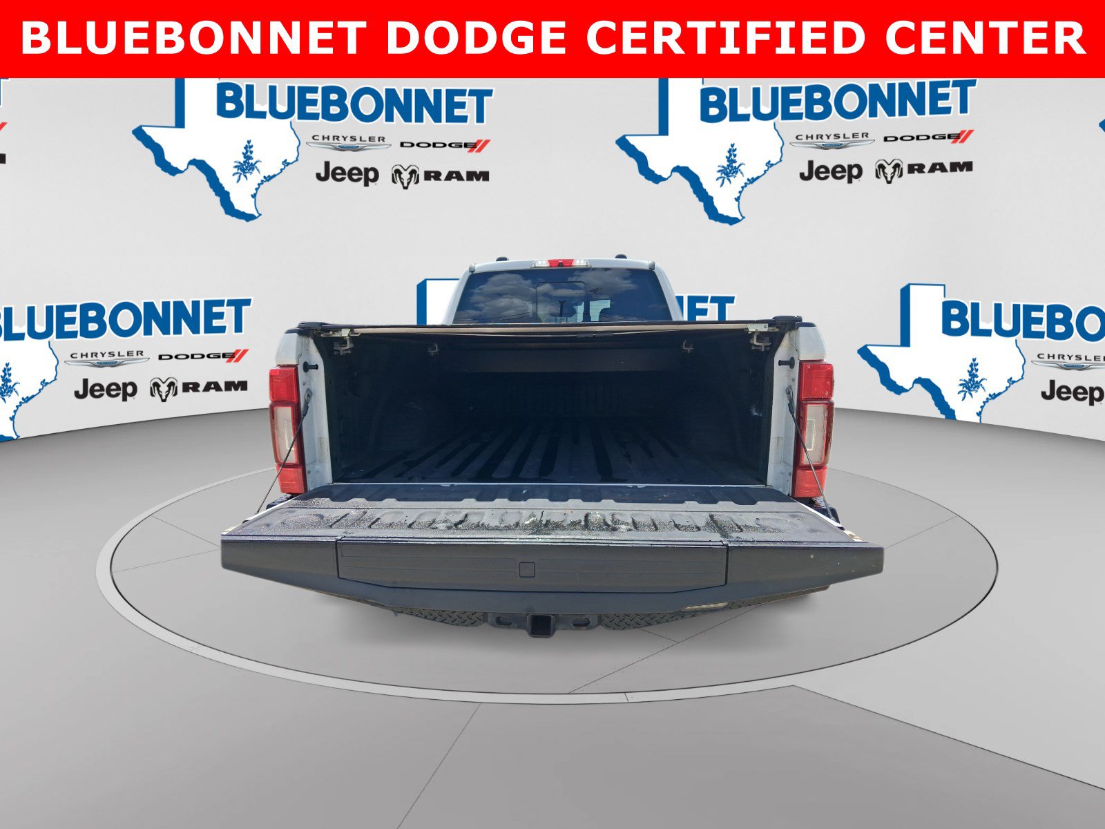 Used 2021 Ford F250 Lariat w/ Lariat Ultimate Package AWD/4WD image 23