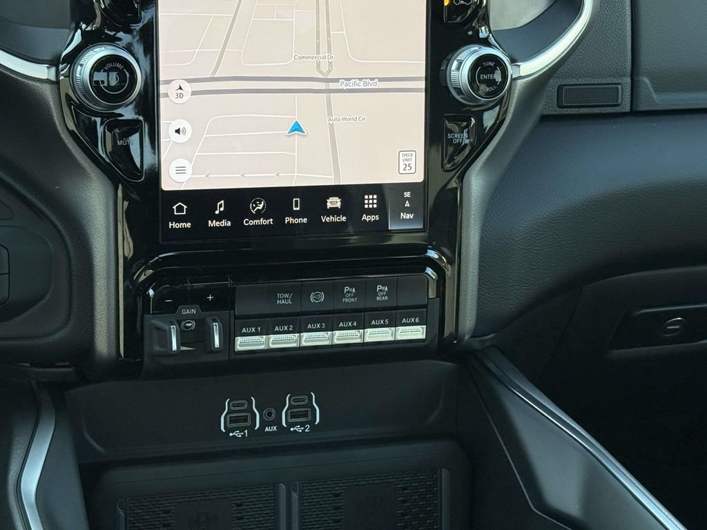New 2026 RAM 3500 Big Horn AWD/4WD image 20