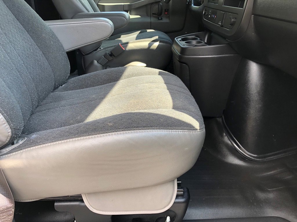 Used 2023 GMC Savana 2500 w/ Driver Convenience Package image 25