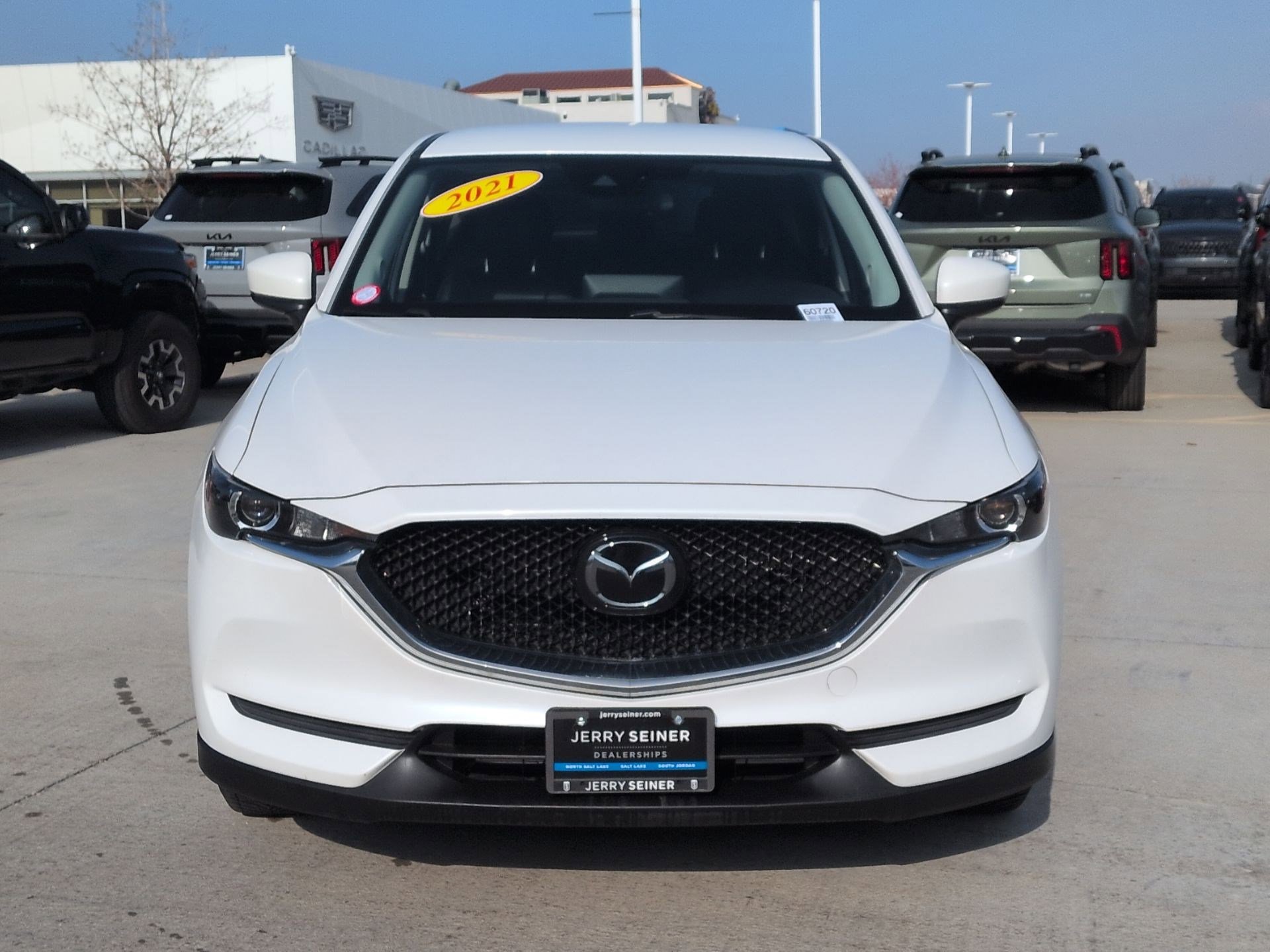 Used 2021 MAZDA CX-5 Touring image 9