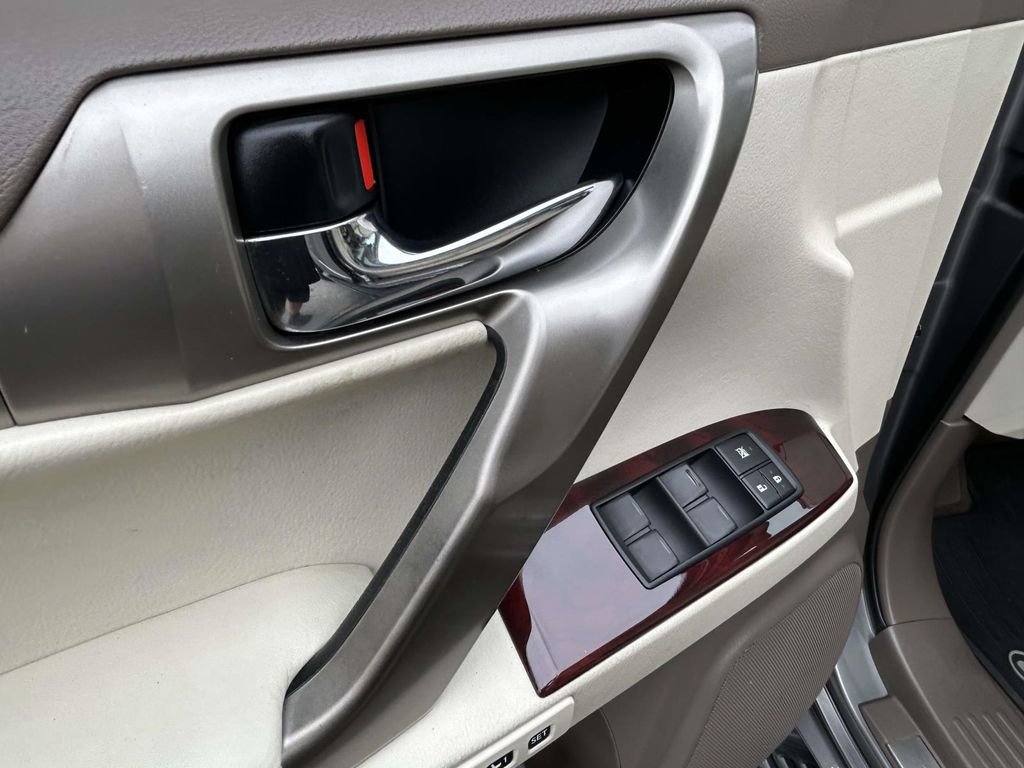 Used 2012 Lexus GX 460 w/ Comfort Plus Pkg image 20