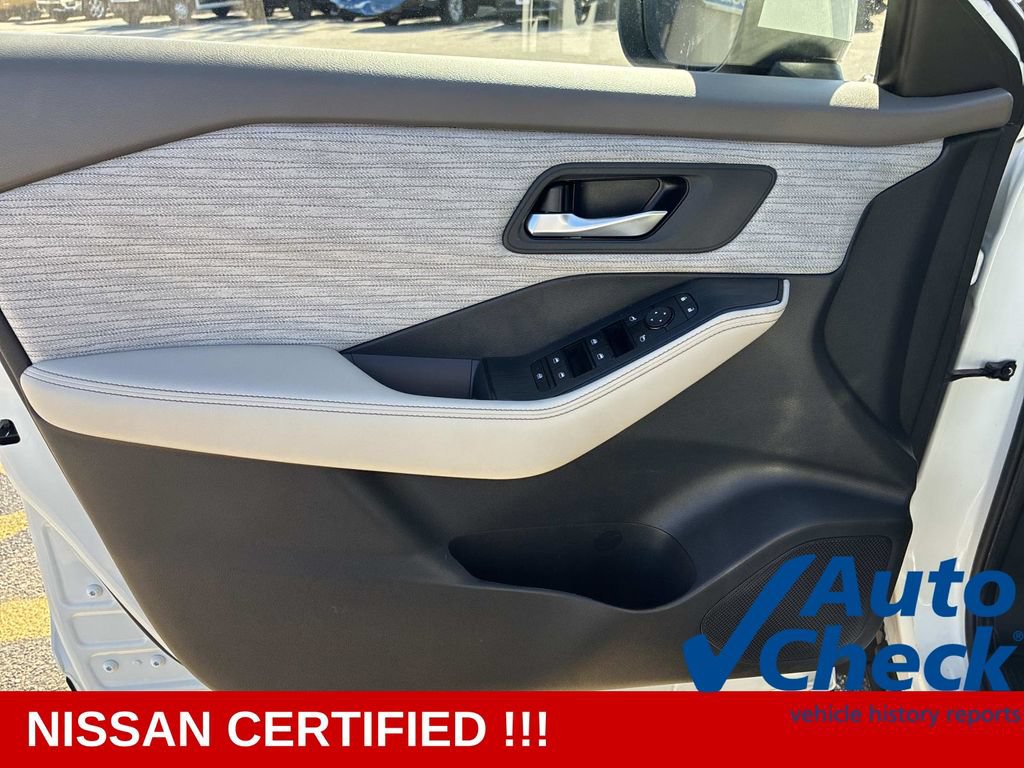 Certified 2023 Nissan Rogue SV AWD/4WD image 19