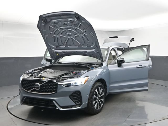 Used 2024 Volvo XC60 B5 Plus w/ Protection Package Premier AWD/4WD image 47
