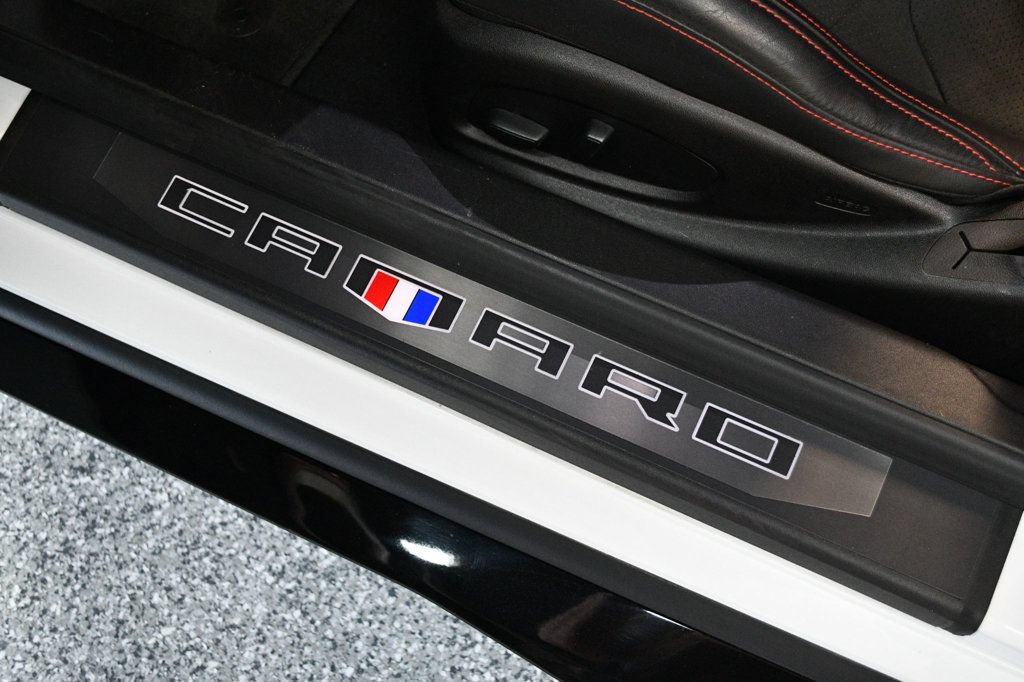 Used 2018 Chevrolet Camaro ZL1 RWD image 19