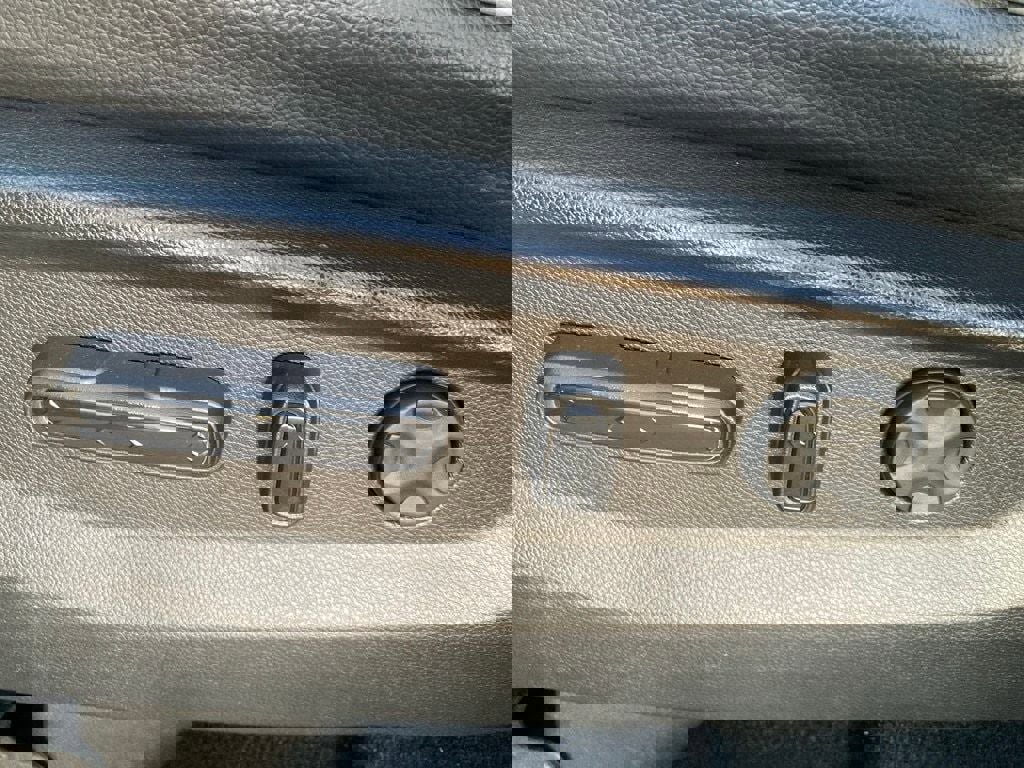 Used 2023 Honda Odyssey Elite image 14