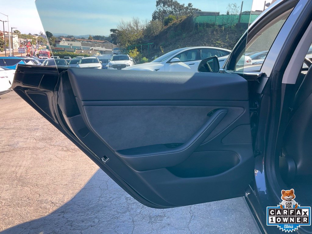 Used 2018 Tesla Model 3 Performance AWD/4WD image 33