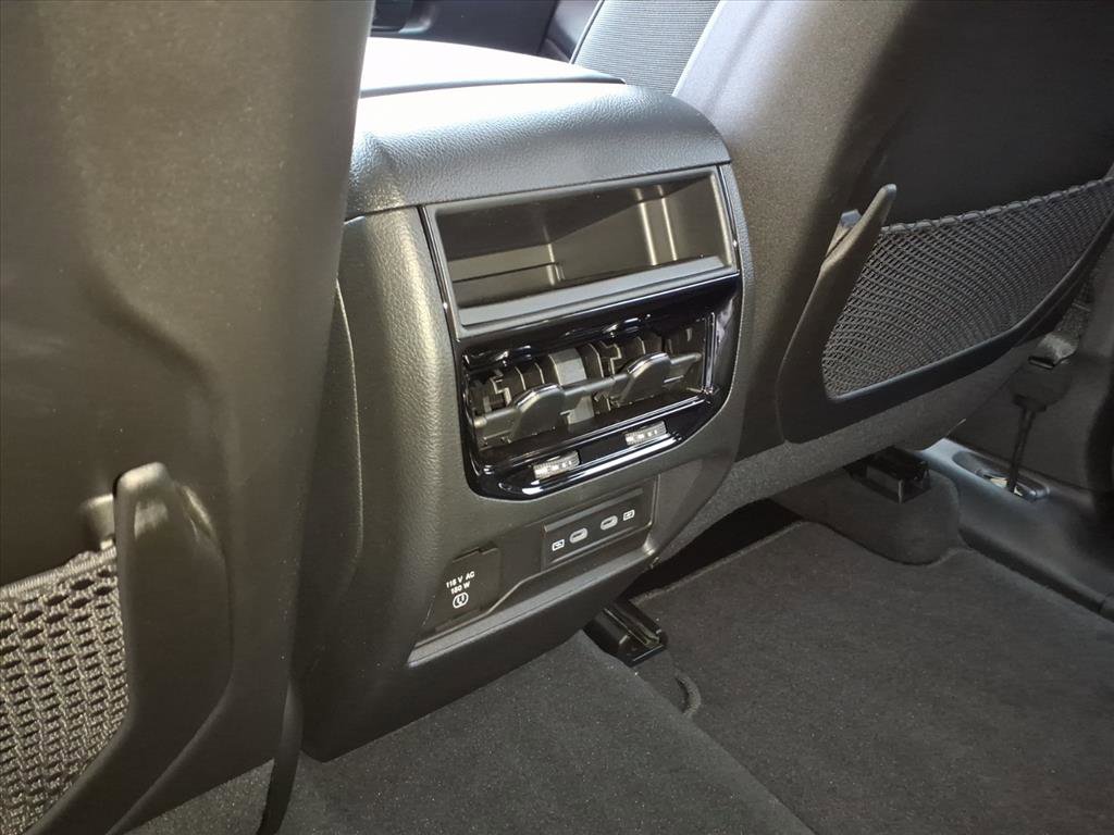 New 2026 Jeep Grand Cherokee Altitude image 34