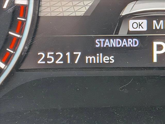 Used 2024 Nissan Pathfinder SV w/ SV Premium Package FWD image 13