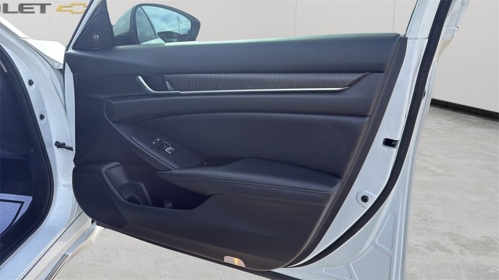 Used 2022 Honda Accord EX-L image 52