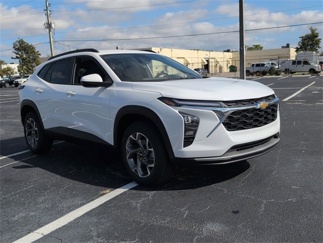 New 2026 Chevrolet Trax LT w/ Driver Confidence Package image 1
