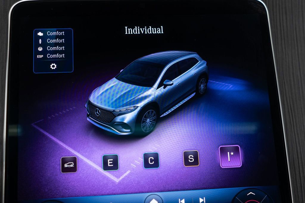 Used 2023 Mercedes-Benz EQS 450+ 4MATIC SUV w/ AMG Line Exterior Package image 30