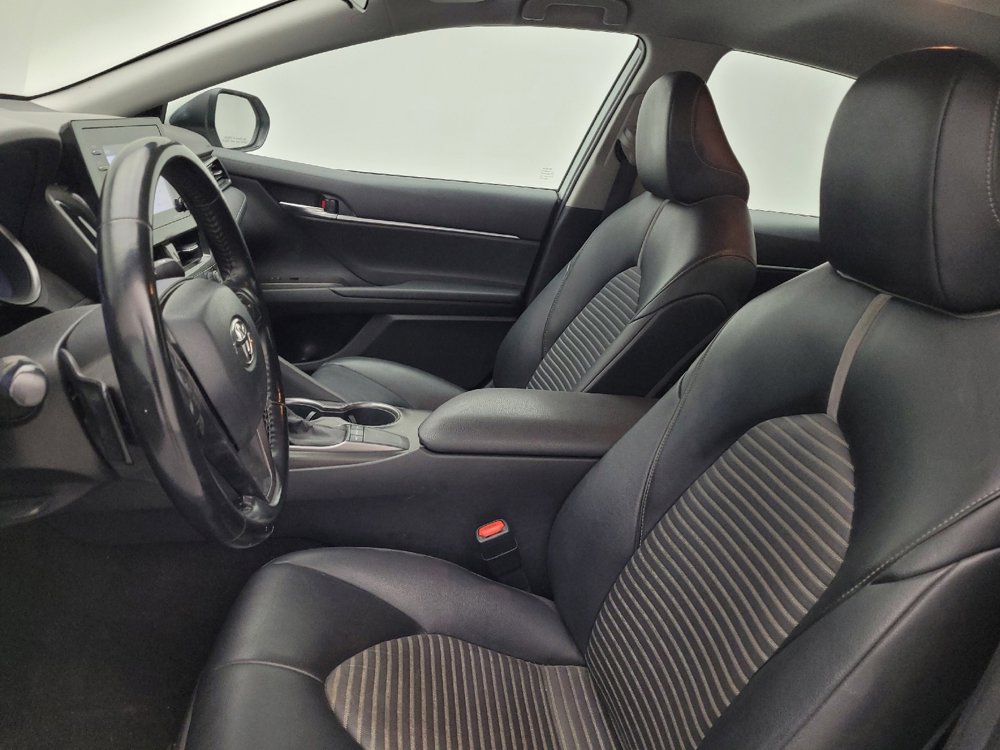 Used 2022 Toyota Camry SE FWD image 17