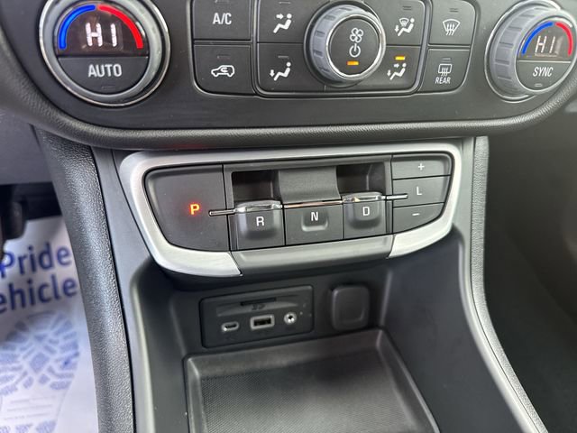 Used 2022 GMC Terrain SLT w/ Infotainment Package II image 16