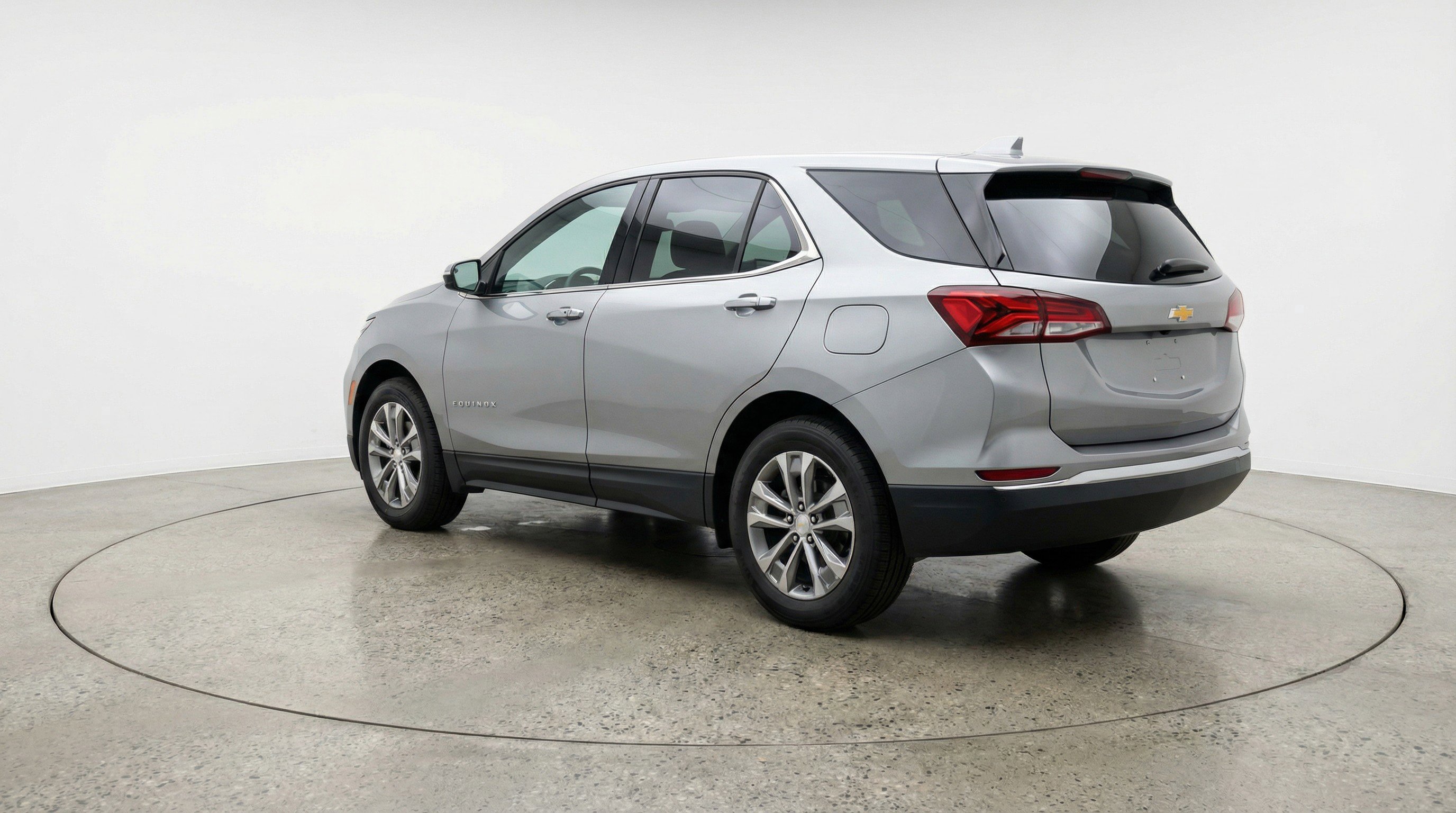 Used 2025 Chevrolet Equinox LT FWD image 6