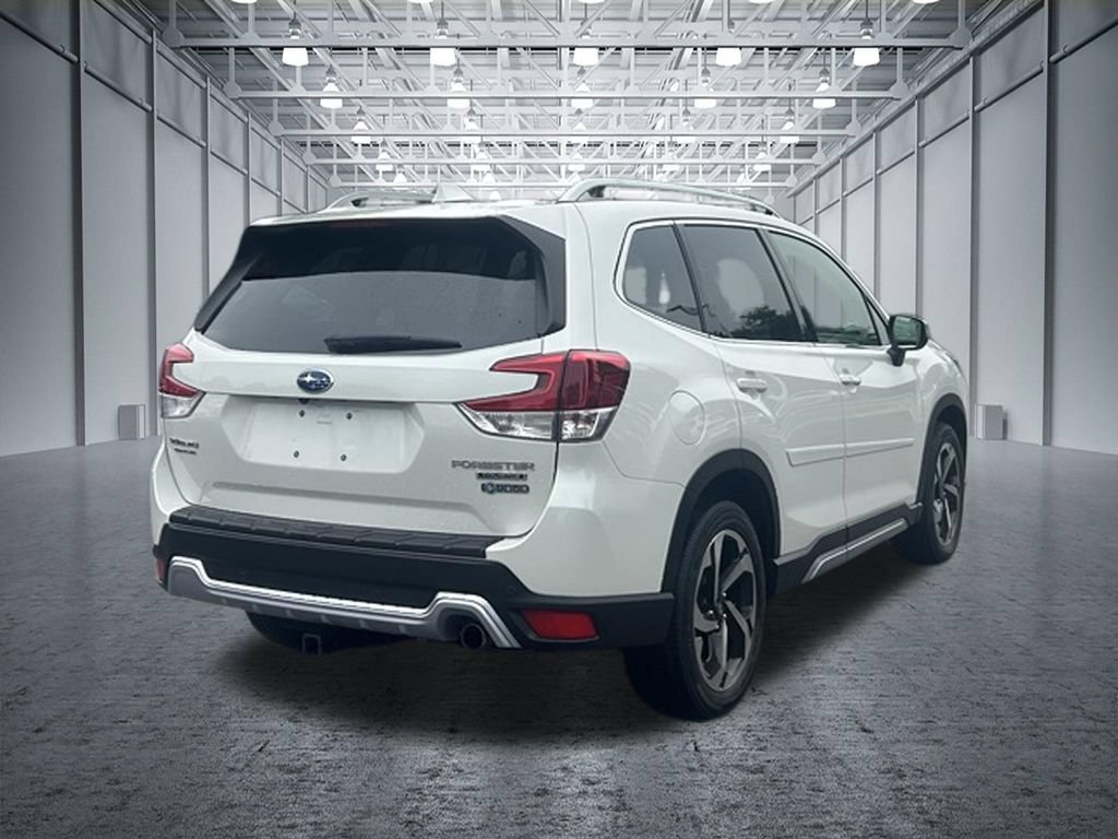 Used 2022 Subaru Forester Touring AWD/4WD image 23
