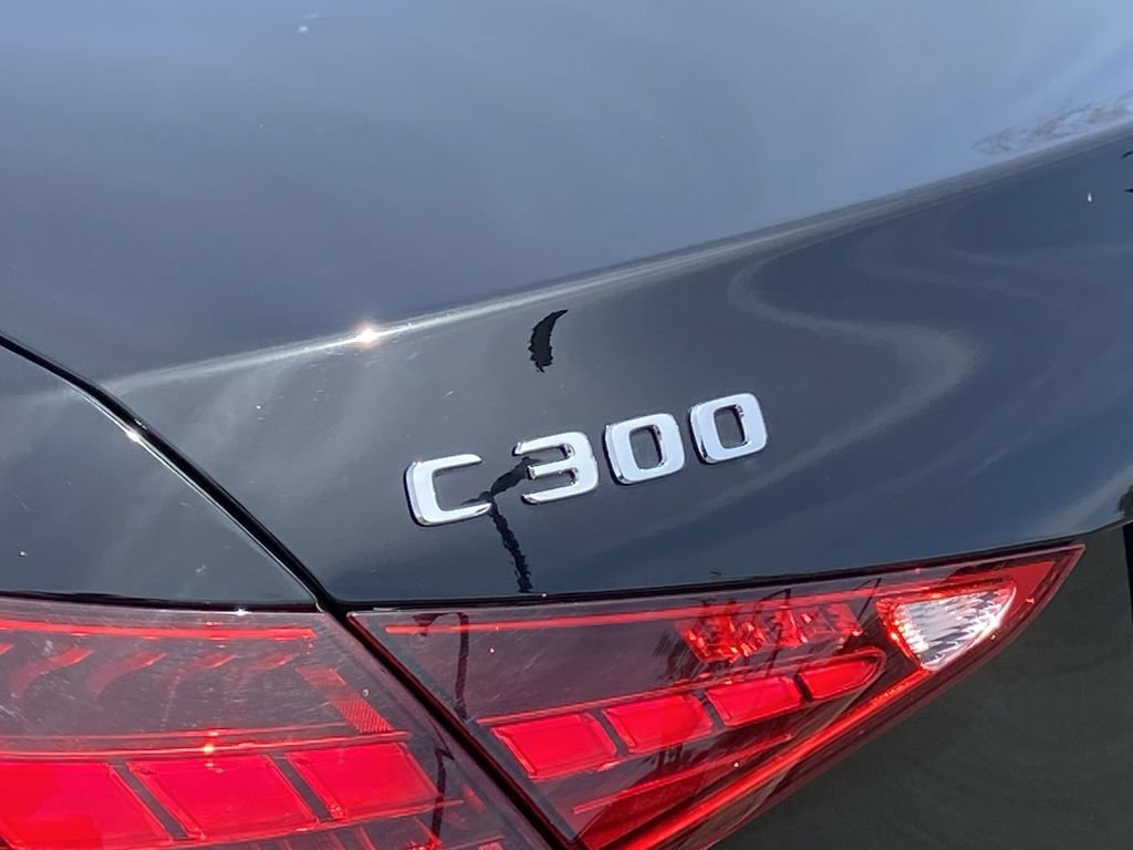 Used 2025 Mercedes-Benz C 300 Sedan image 27
