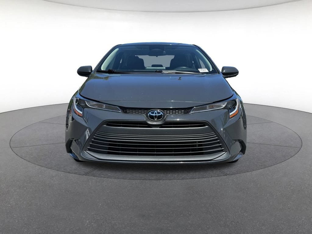 Used 2024 Toyota Corolla LE FWD image 9