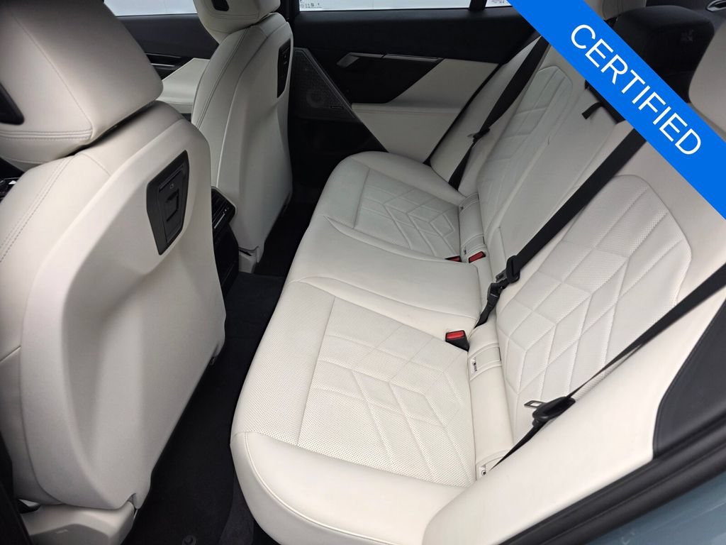 Certified 2024 BMW 530i w/ M Sport Package RWD image 14