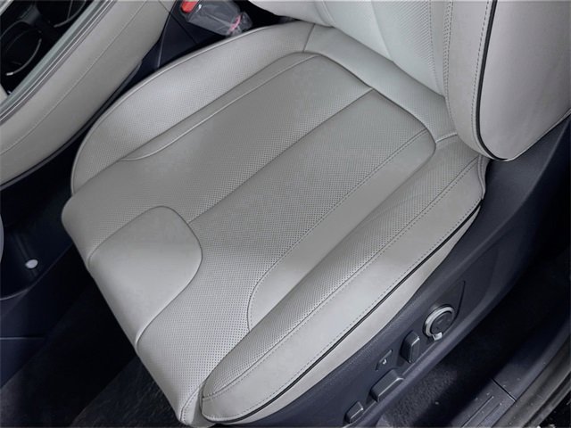 Used 2025 Hyundai Palisade Calligraphy image 21