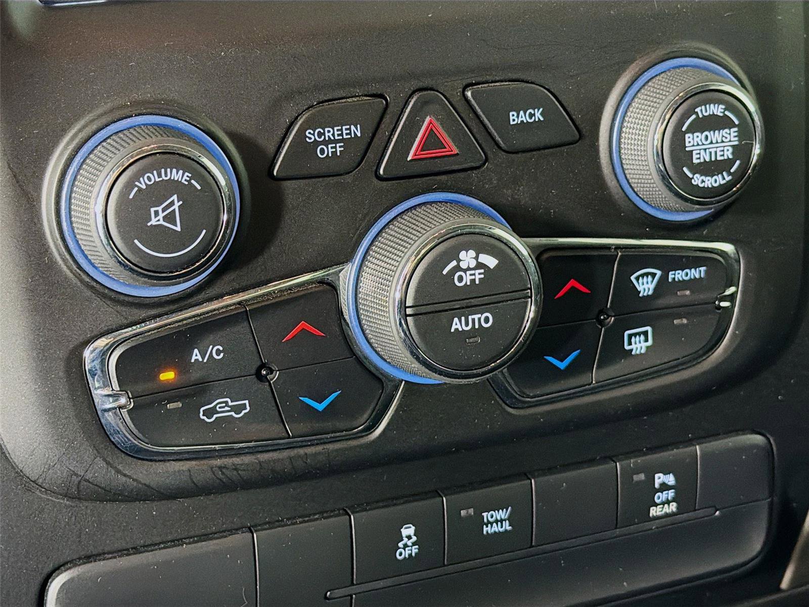 Used 2020 RAM 1500 Classic Warlock w/ Electronics Group AWD/4WD image 24