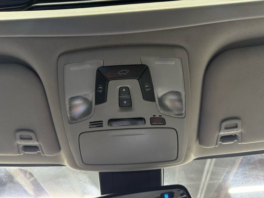 Used 2018 Toyota Sienna XLE Premium AWD/4WD image 29