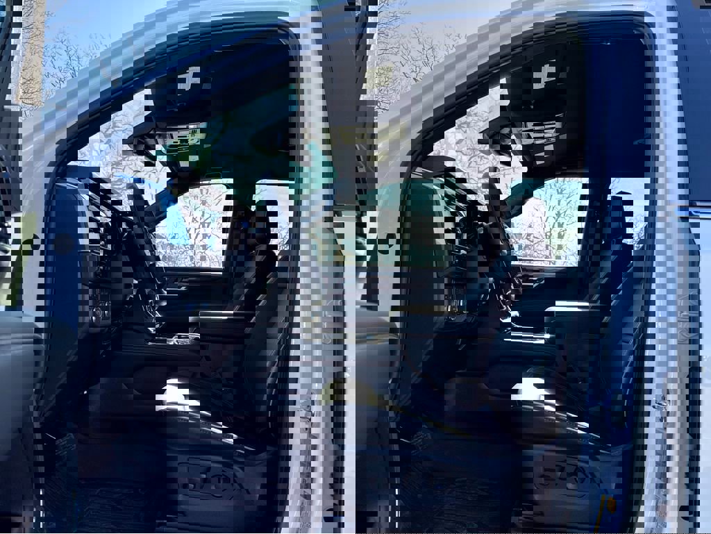 New 2026 GMC Yukon XL Elevation w/ LPO, Get Active Package image 8