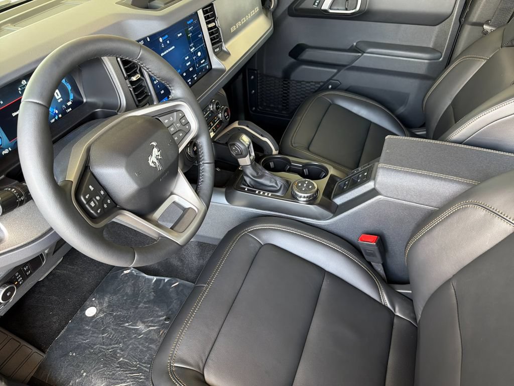New 2026 Ford Bronco Badlands AWD/4WD image 9
