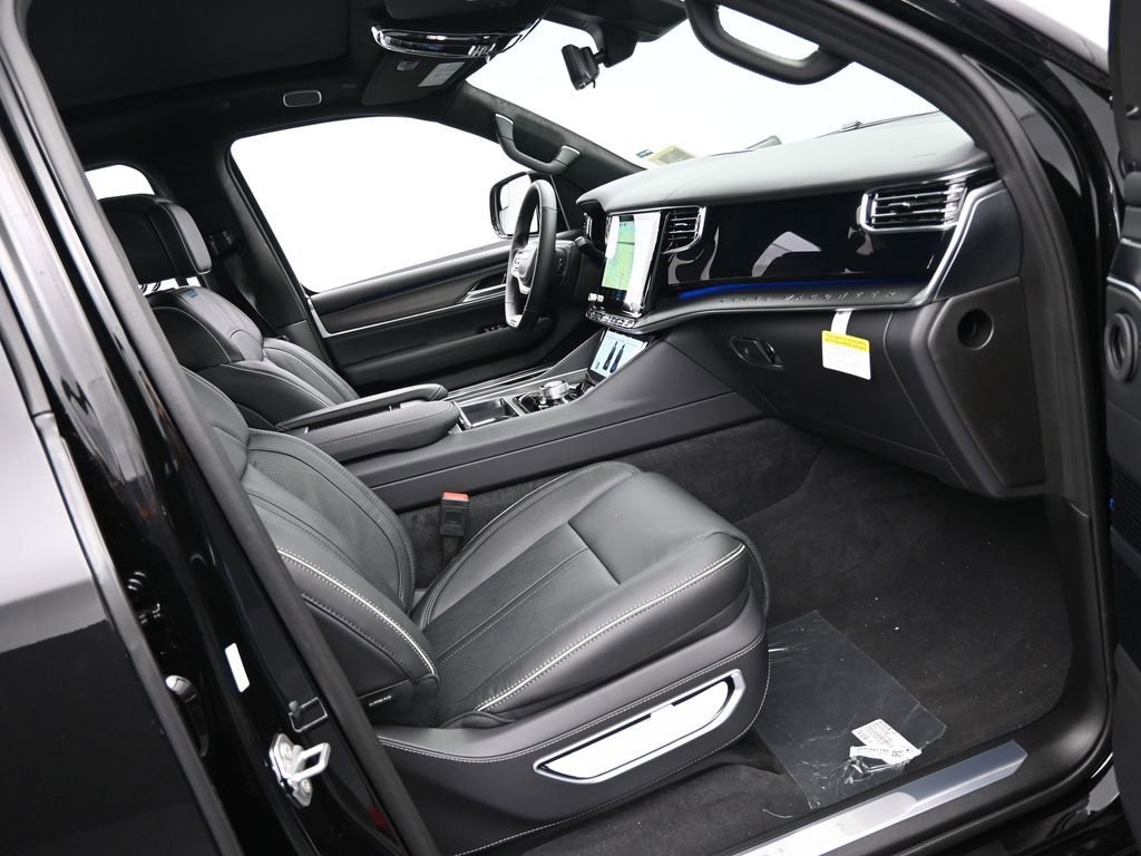 Used 2024 Jeep Grand Wagoneer L Series II w/ Quick Order Packagew 28T image 19