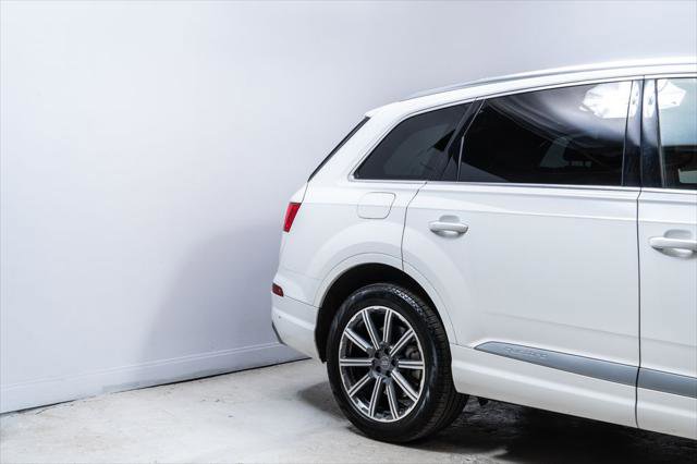 Used 2019 Audi Q7 3.0T Premium Plus AWD/4WD image 11