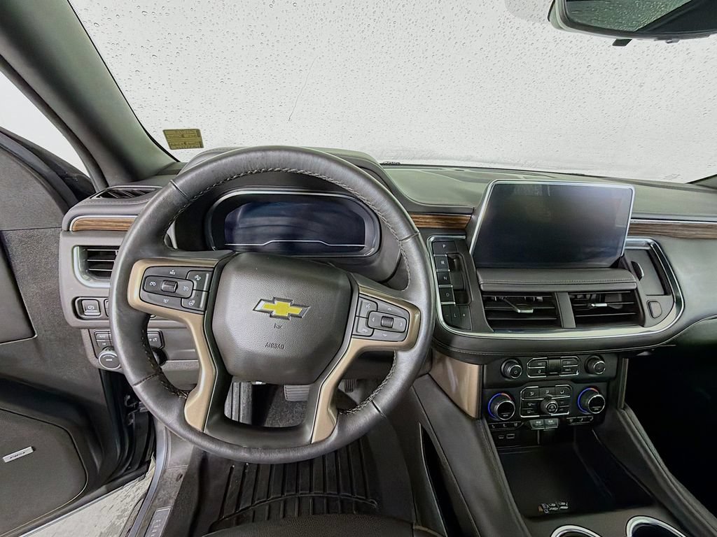 Used 2022 Chevrolet Tahoe High Country AWD/4WD image 13