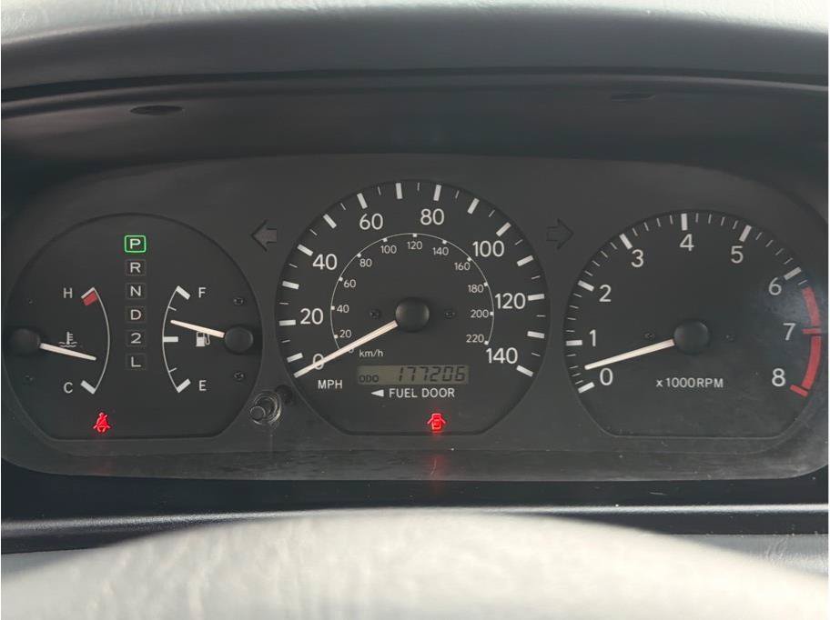 Used 2001 Toyota Camry LE FWD image 15