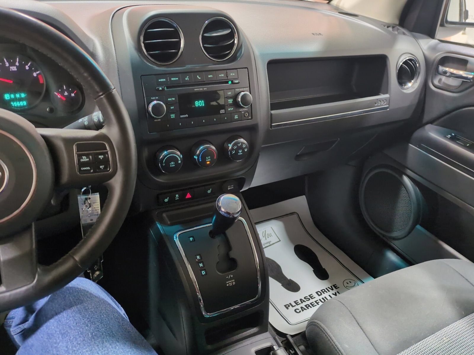 Used 2011 Jeep Compass Latitude AWD/4WD image 22